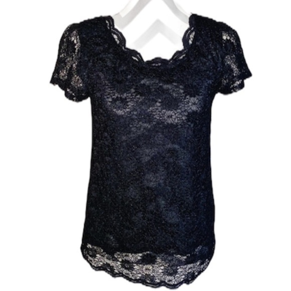 TAHARI black lace blouse